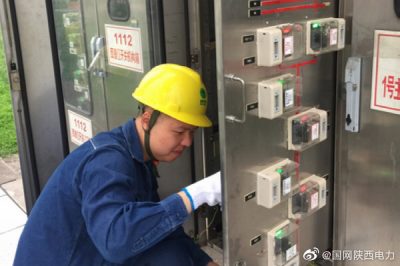 渭南供電公司變電運(yùn)維室全面開展專項(xiàng)特巡