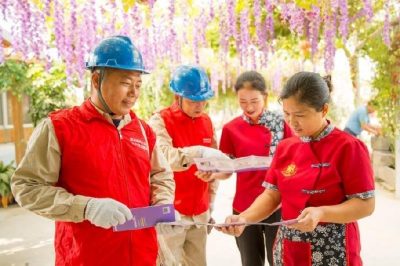 沛縣供電公司  主題黨日活動走進生態(tài)園