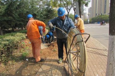 肥城市供電公司新建小區(qū)敷設(shè)電纜