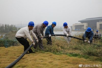 梁山縣供電公司敷設(shè)電纜 服務(wù)東部新城建設(shè)