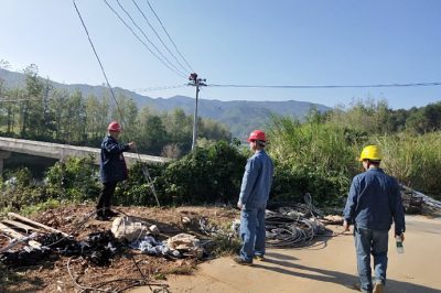 中方縣供電公司對在建農網改造項目進行全面的巡查和督導