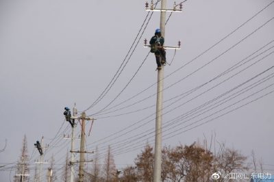 小觀鎮(zhèn)于家莊電網(wǎng)進行升級改造