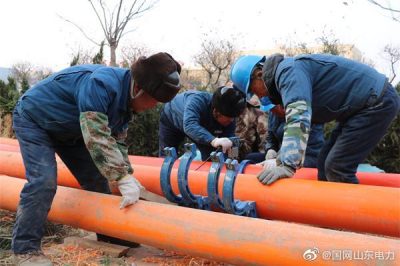 樂(lè)陵市供電公司加快線(xiàn)路遷改??配合市政建設(shè)