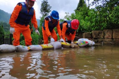 防汛演習(xí)日?；?暴雨雷電都不怕