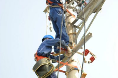 對安徽馬鞍山和縣西埠鎮(zhèn)公路站配電臺區(qū)進行電力設備增容改造