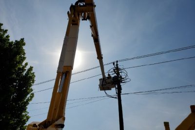 帶電接引線 保障客戶用電