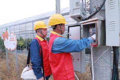 宣傳電力設(shè)施保護(hù)，講解安全用電知識
