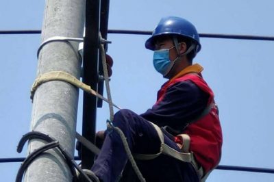 對(duì)電力線(xiàn)路設(shè)備進(jìn)行全面細(xì)致“體檢”